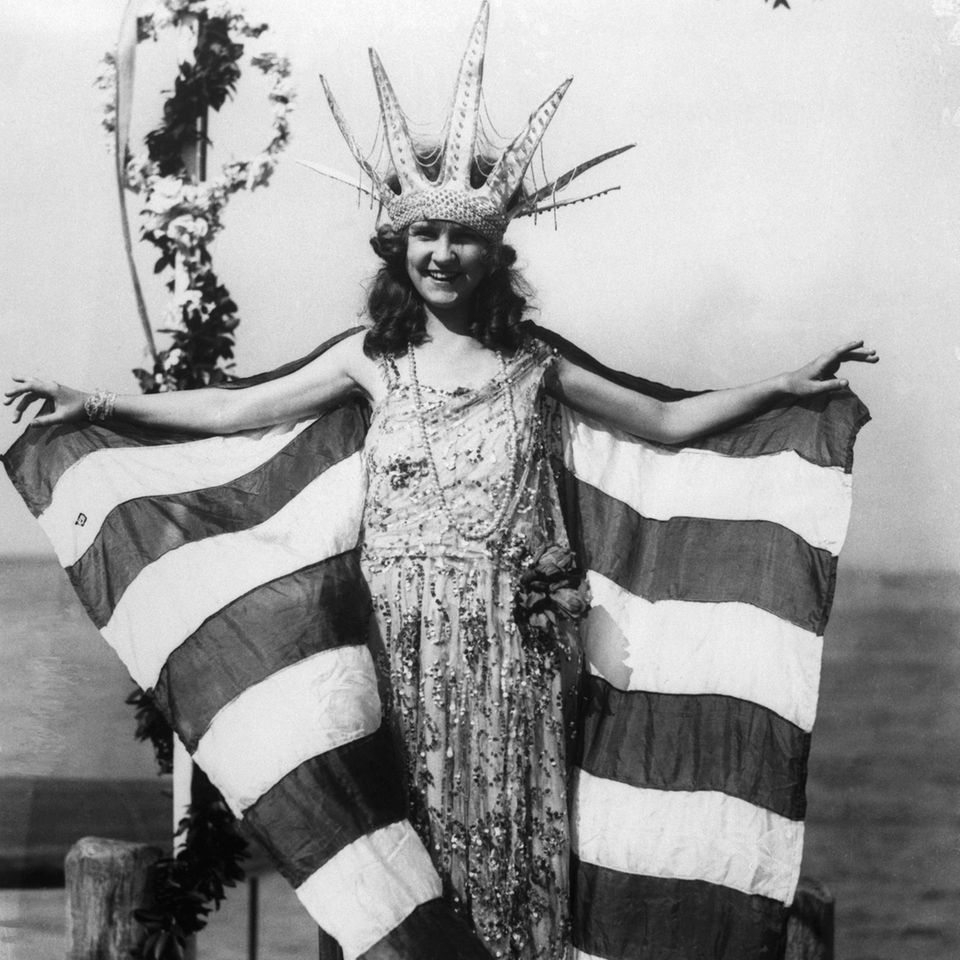 Zwischen Tradition und Emanzipation: 100 Jahre "Miss America": Ein Schönheitswettbewerb im Wandel