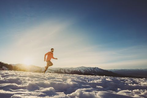 Regelmäßig laufen: In Abständen von sechs bis acht Wochen lassen sich Ziele in Etappen langsam steigern