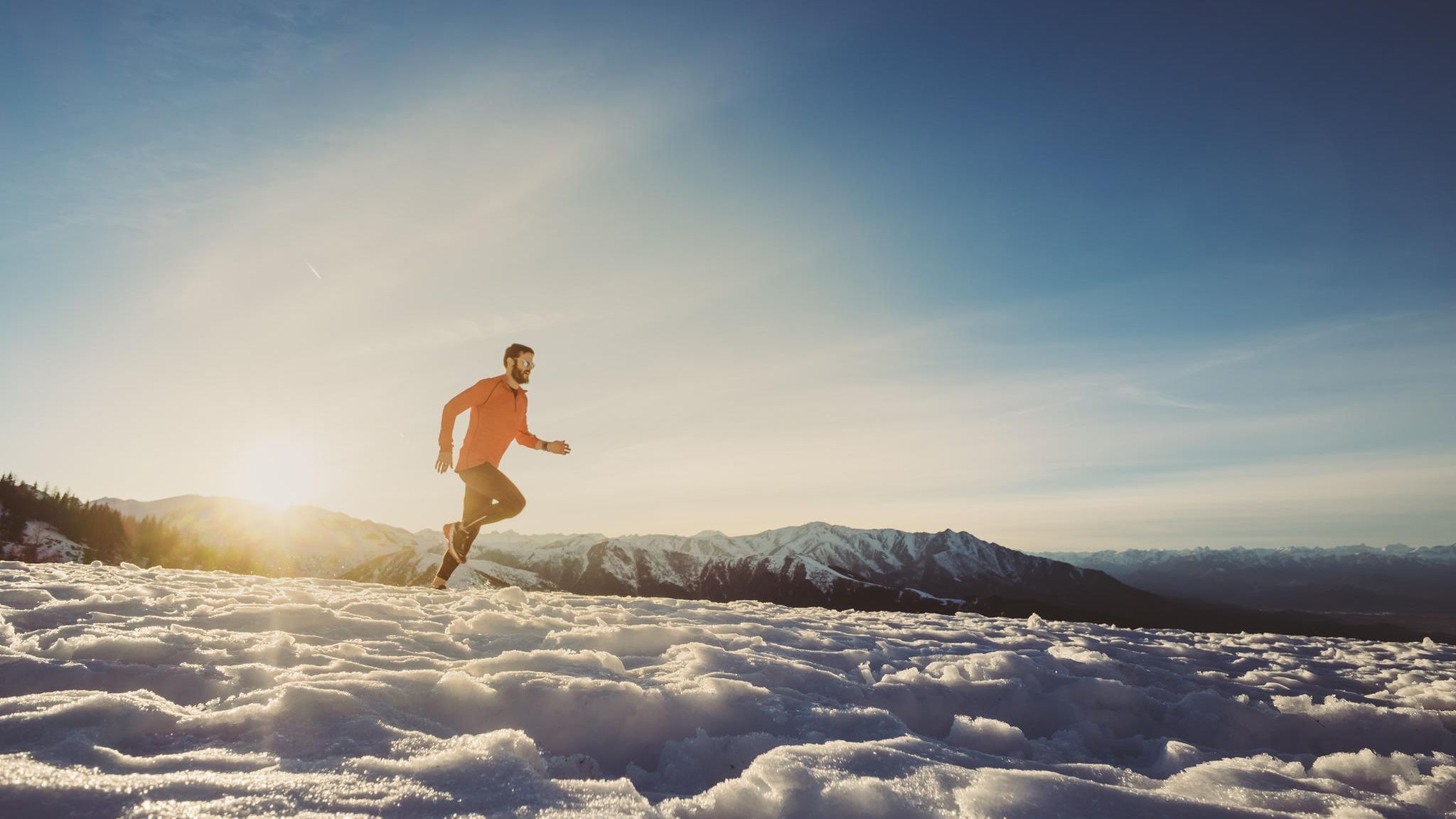 Fettverbrennung: Regelmäßig laufen: In Abständen von sechs bis acht Wochen lassen sich Ziele in Etappen langsam steigern Regelmäßig laufen: In Abständen von sechs bis acht Wochen lassen sich Ziele in Etappen langsam steigern