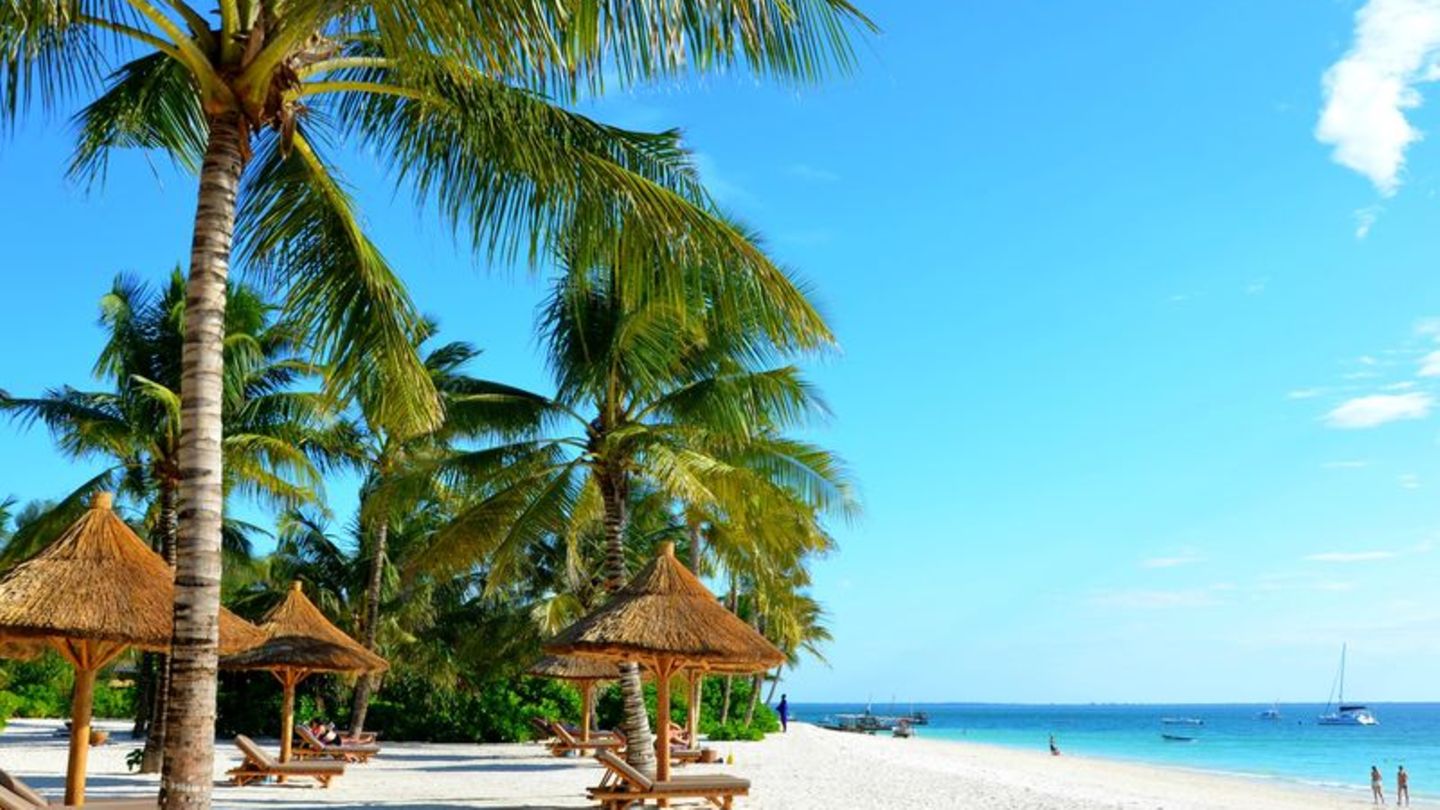 Traumstrand mit Abstand: Am Strand des Luxushotels Zuri Zanzibar braucht man sich um Gedränge keine Sorgen zu machen