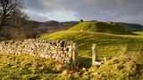 Ruine von Harbottle Castle im Northumerland Nationalpark
