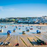 Fischerboote bei Ebbe in St.Ives