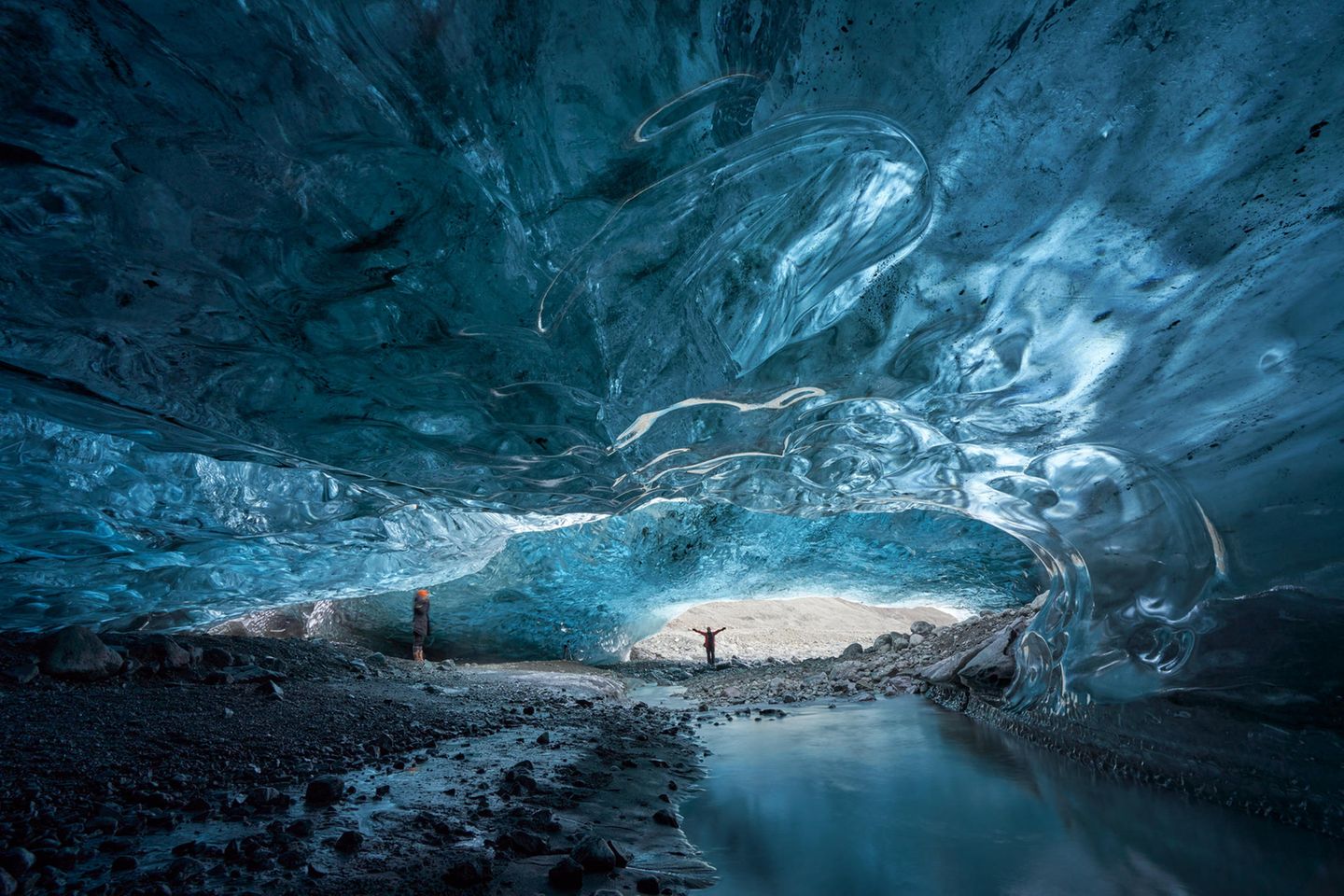 Gletschergebiete und Eishöhlen