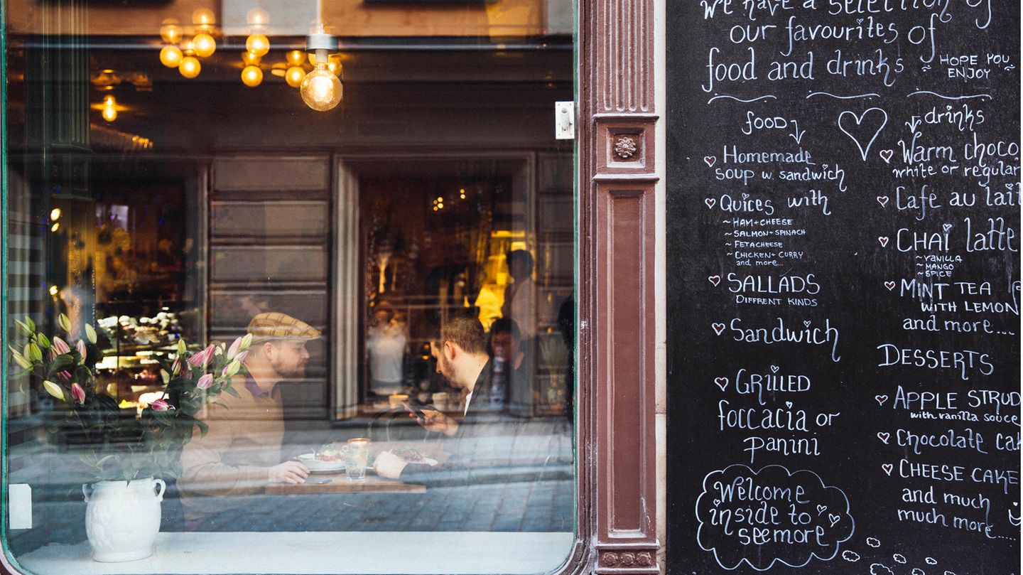 Außenansicht eines Cafés in Gamla Stan, Stockholm