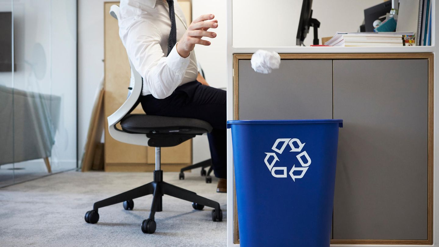 Nicht alles, was aussieht wie Papier, gehört auch ins Altpapier für das Recycling