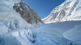 Bergsteiger am oberen Teil des Khumbu Gletschers