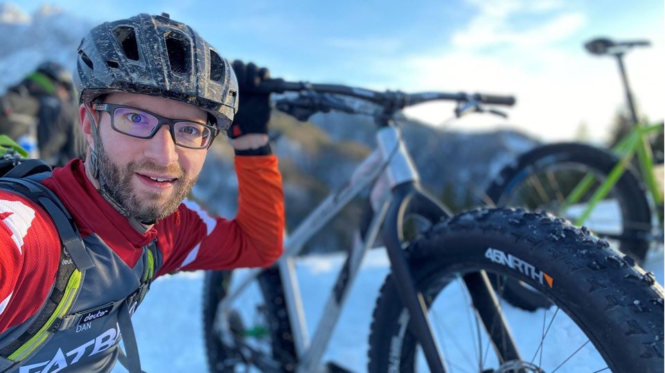 Daniel Schneider mit dem Fatbike Daniel Schneider mit dem Fatbike