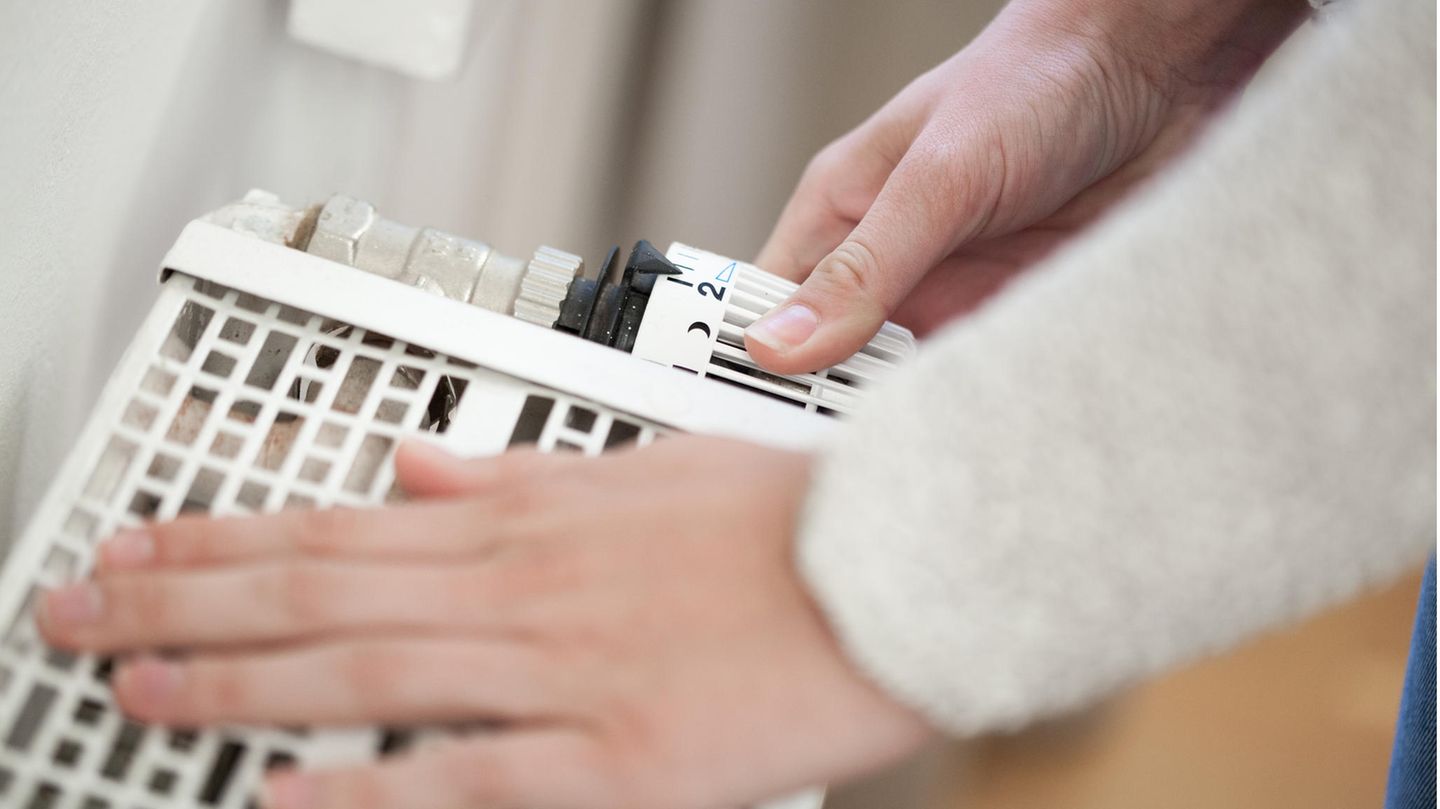 Heizkosten sind schwer nachzuvollziehen. Wie viel Energie verbraucht die Heizung eigentlich, wenn der Thermostat auf zwei statt auf drei steht?
