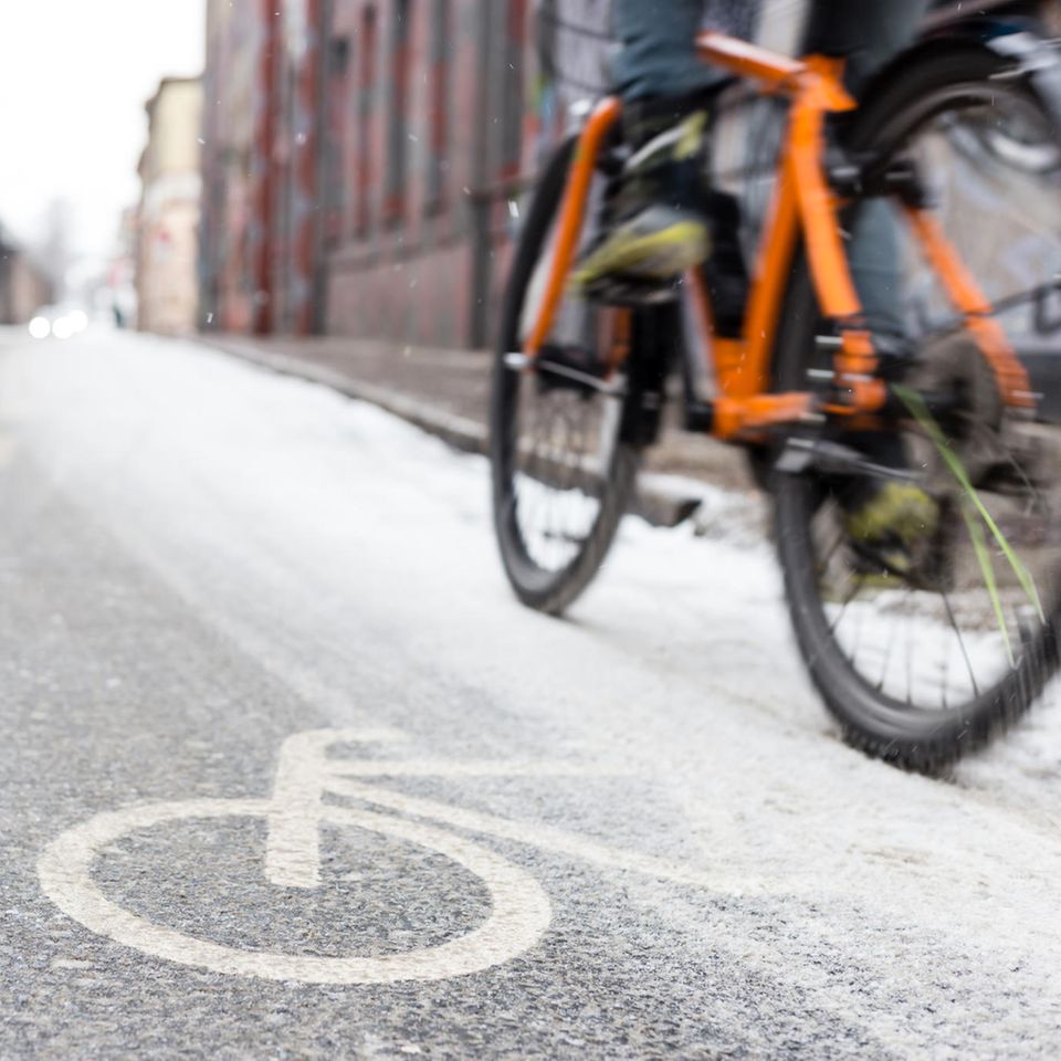 Wer auch im Winter zur Arbeit pendeln möchte, muss auf ungünstige Witterungsbedingungen eingestellt sein