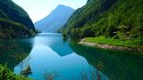 Lago del Mis in den Belluneser Dolomiten