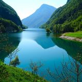 Lago del Mis in den Belluneser Dolomiten