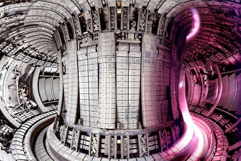 Blick auf den Tokamak Reaktor des JET in der Nähe von Oxford