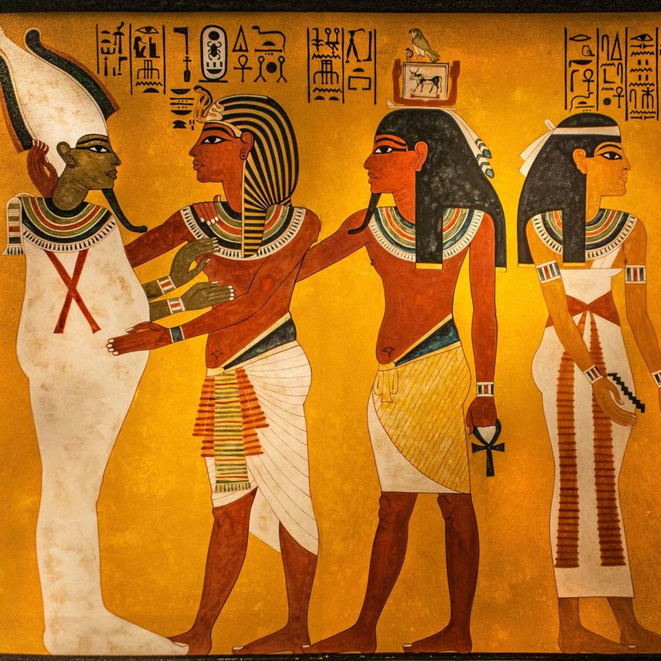 Die grüne, an Papyruspflanzen erinnernde Hautfarbe des Unterweltherrschers Osiris (l.) steht für seine Leben spendende Kraft, die aus dem Tod neues Dasein schafft