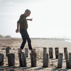 Viele Wissenschaftler sind der Auffassung, dass Resilienz keine angeborene Eigenschaft ist, sondern erst im Verlauf des Lebens entwickelt wird