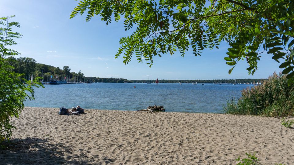 Strand an der Havel in Berlin Grunewald Strand an der Havel in Berlin Grunewald