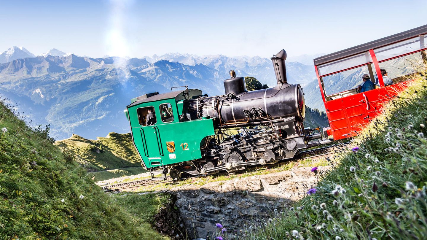 Für wen lohnt sich der Besuch im Entlebuch besonders? Brienz Rothorn Bahn mit Dampflokomotive