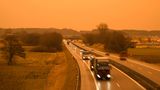 Autos auf einer Autobahn in Mindelheim, Unterallgäu
