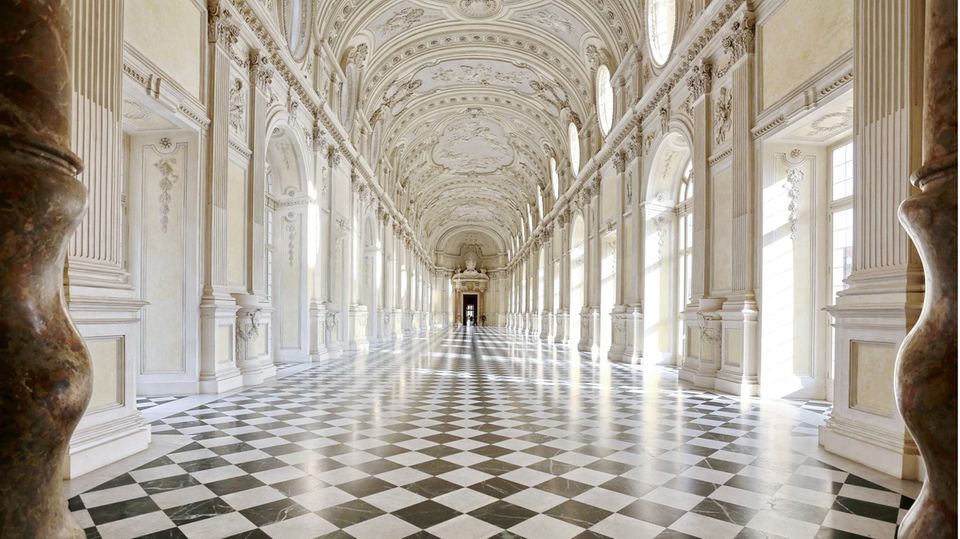 Im Inneren von Venaria Reale in Turin, Italien