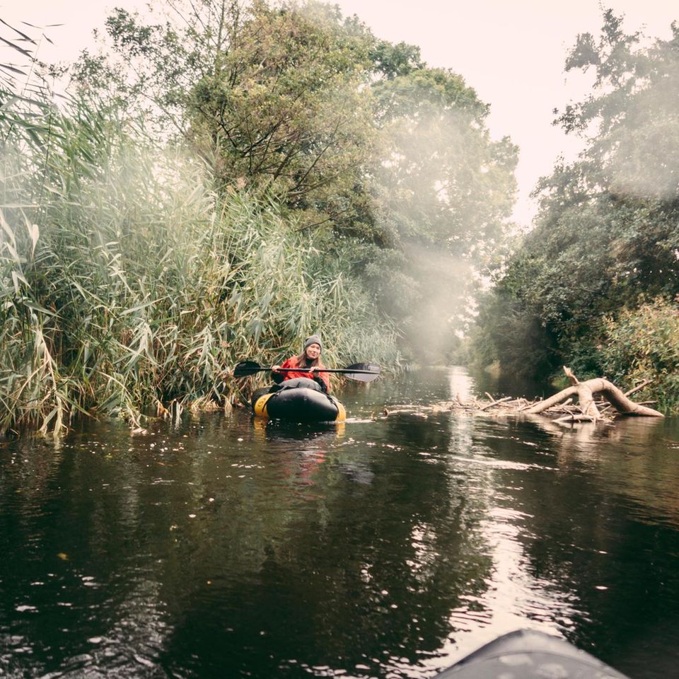 Niedersachsen: Die Fluss-Flaneure: Mit Packrafts unterwegs auf der Oker Niedersachsen: Die Fluss-Flaneure: Mit Packrafts unterwegs auf der Oker