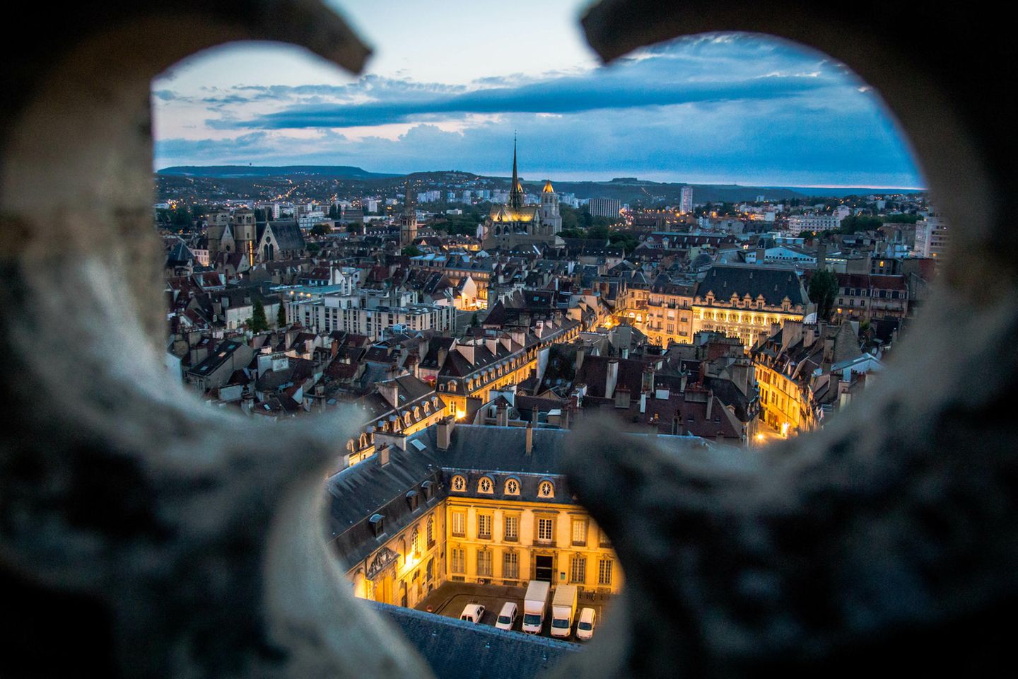 Blick von Turm Philippe le Bon auf die Stadt Dijon