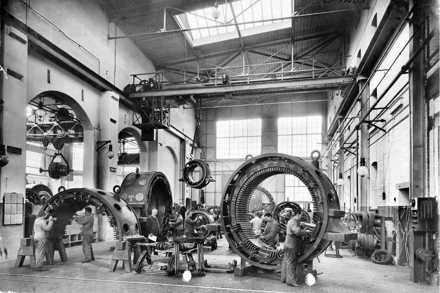 Generatorenfertigung im Nürnberger Werk der Siemens-Schuckertwerke, um 1914