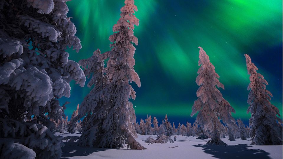 Schnee und Nordlichter garantiert: Wer das Homeoffice nach Lappland verlegt, kann sich auf einen muckeligen Winter einstellen