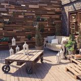 Palettentisch auf der Terrasse