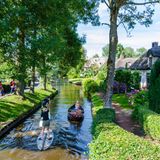 Giethoorn entdecken mit Booten