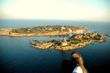 Ausblick auf die Erbseninsel mit Fort