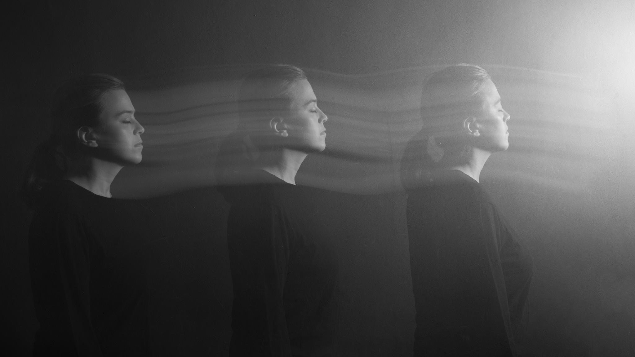 Eine Frau mit einer Nahtoderfahrung