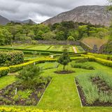 Garten von Kylemore Abbey im Frühling