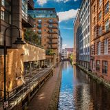 Innenstadt von Manchester, ein Mix aus moernen und alten Bauten