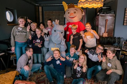 Reportage: Hört hier den GEOlino Kinderrechte-Song "Wir wollen" mit Dikka