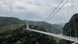 Glasbrücke in Vietnam
