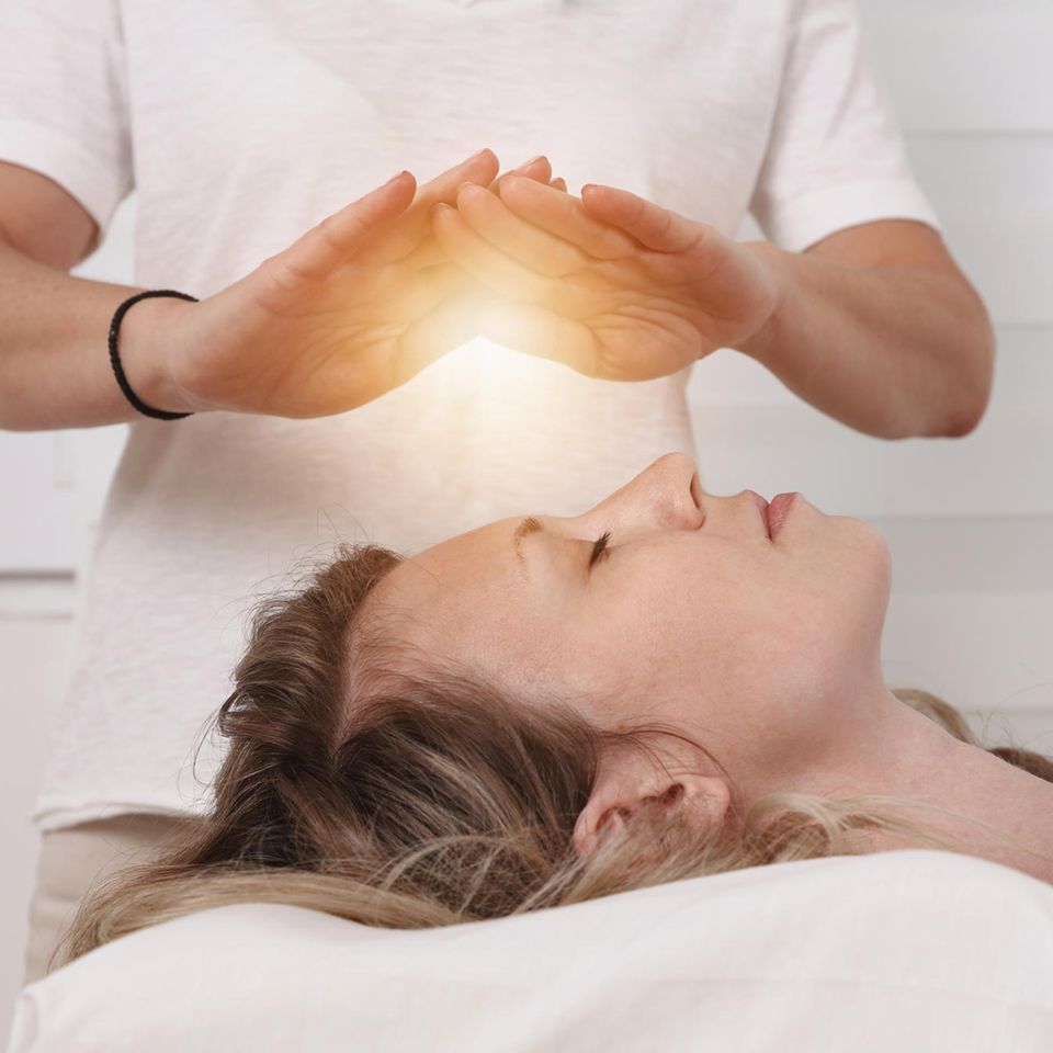 Pseudomedizin: Hokuspokus mit Quanten: Wie Esoteriker die Physik missbrauchen