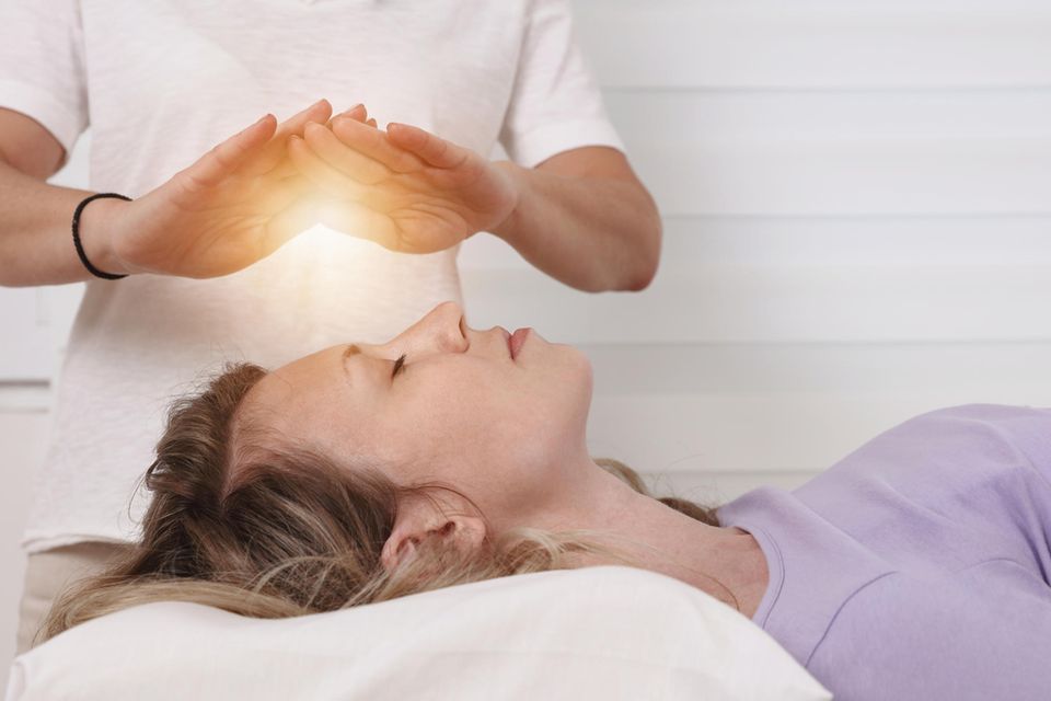 Pseudomedizin: Hokuspokus mit Quanten: Wie Esoteriker die Physik missbrauchen 1.5306