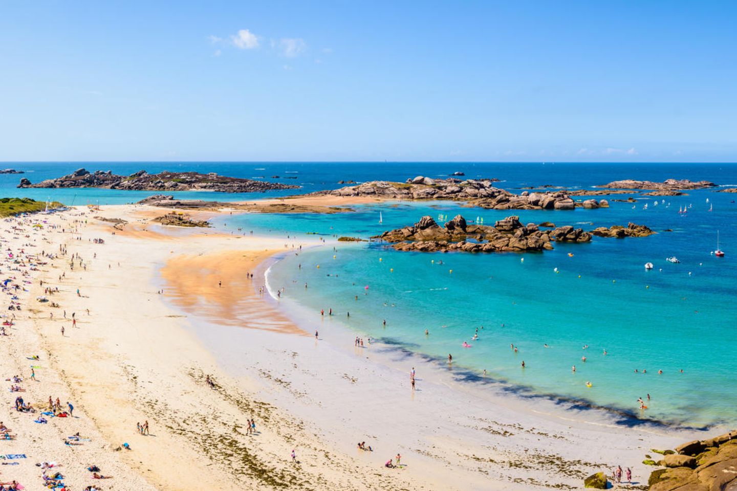 Platz 18: Plage de la Greve Blanche, Frankreich Blick auf den Strand