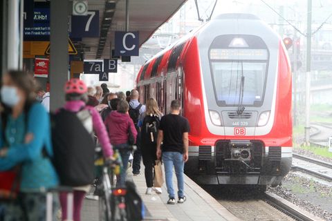 9-Euro-Ticket: Fahrgastverbände rechnen mit übervollen Zügen auf touristisch besonders interessanten Strecken