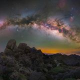 "Milchstraßenbogen in den Morgenstunden des Frühlings" – Egor Goryachev