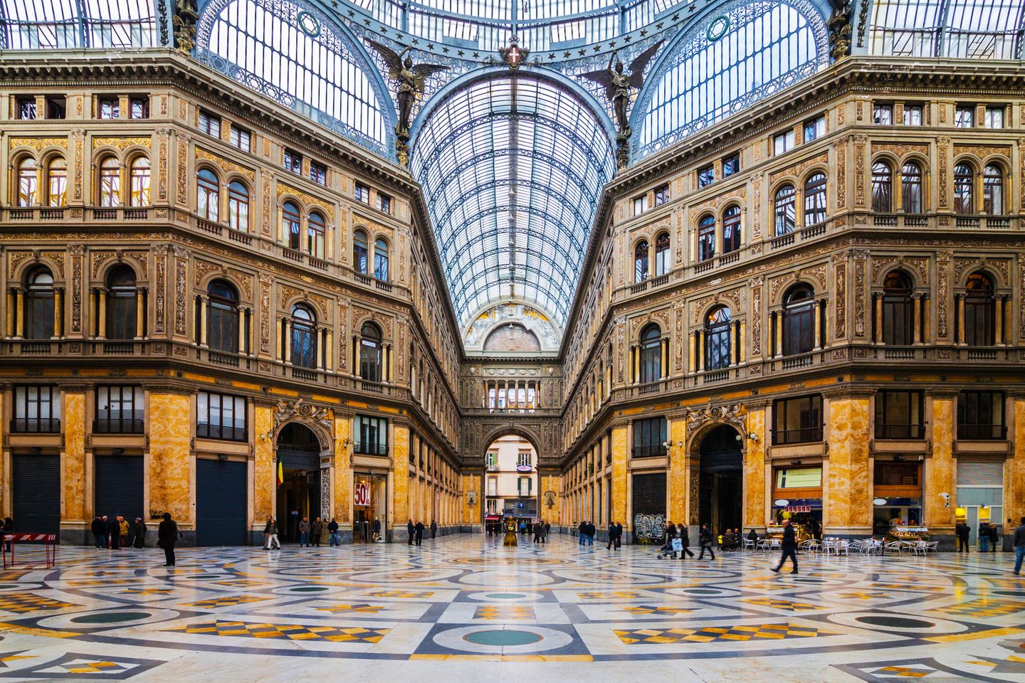 Principe Umberto I Gallery in Neapel