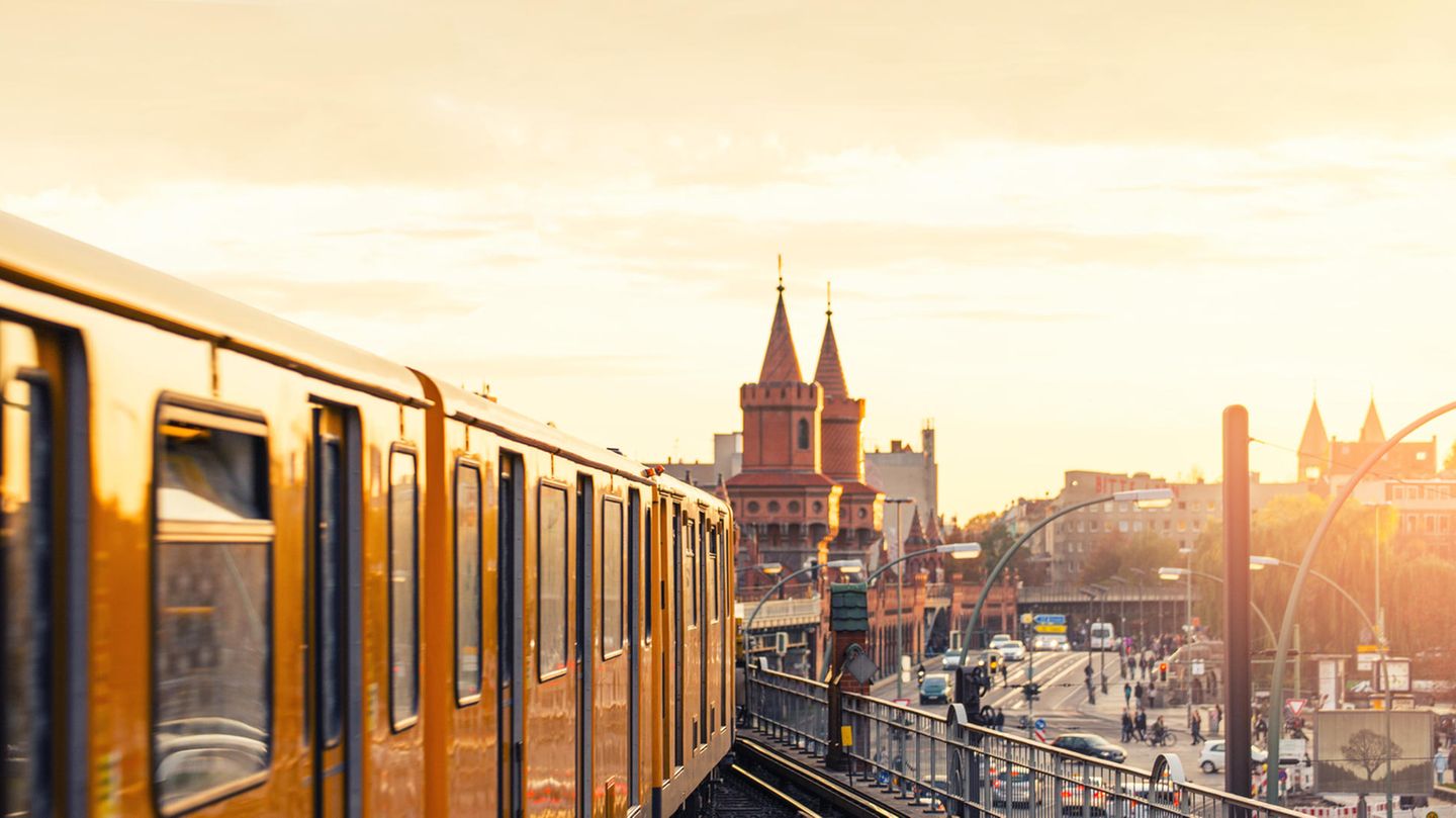 Platz 3: Berlin, Deutschland Berlin, Oberbaumbrücke