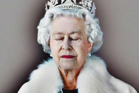 Elisabeth II. in meditativer Pose: Je länger die Königin herrscht, desto beliebter wird sie bei ihren Landsleuten. Laut jüngsten Umfragen gilt sie als die bedeutendste Monarchin der englischen Geschichte