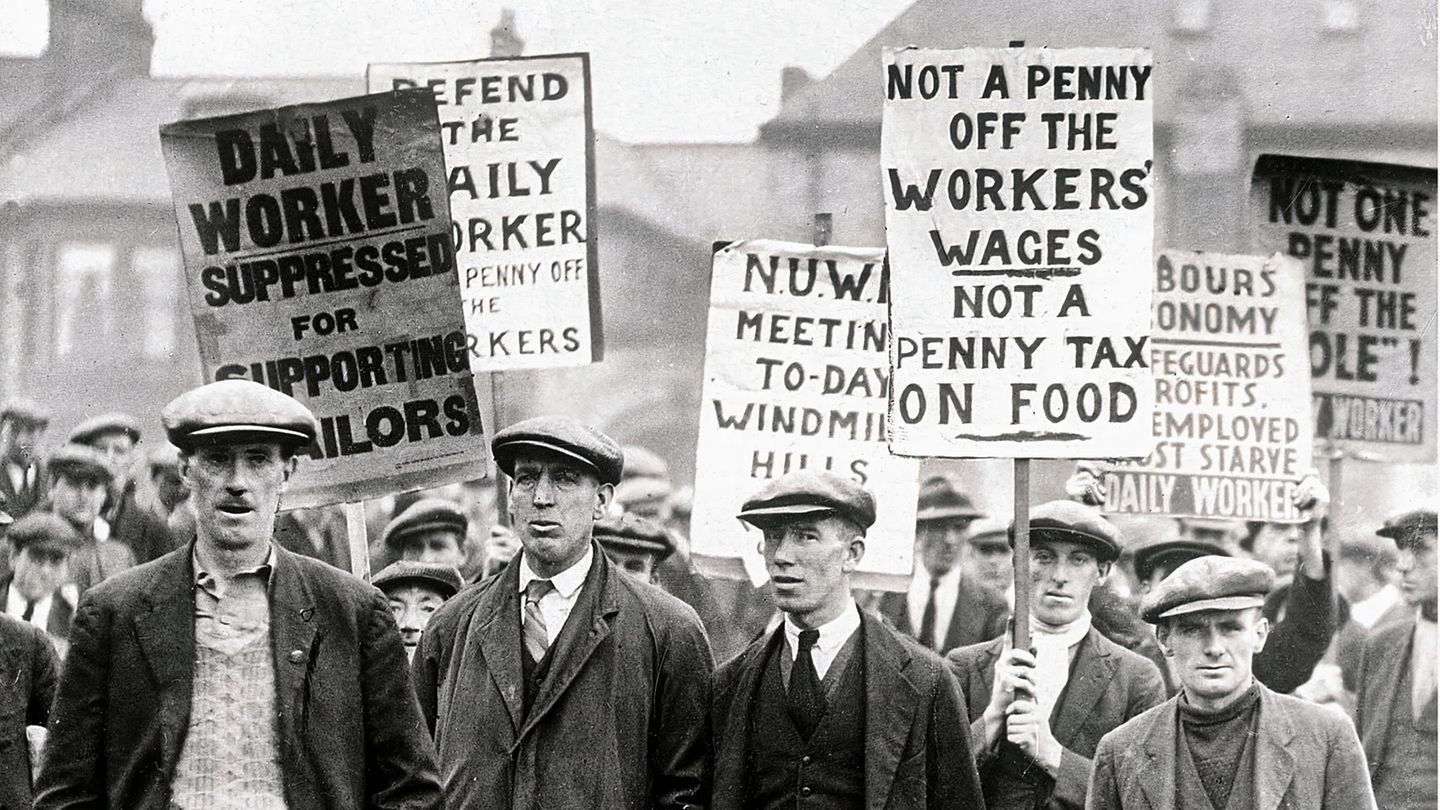 Nach dem Ersten Weltkrieg brechen der Kohleindustrie die Märkte weg, die Produktionskosten auf der Insel sind nicht konkurrenzfähig (Streikende 1926)