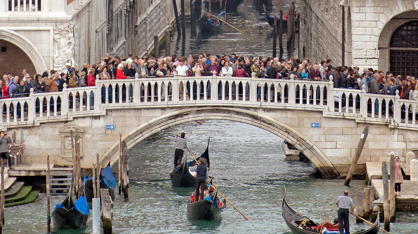 Ab 2023 müssen Tagestouristen in Venedig Eintrittskarten für ihren Besuch kaufen.