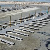 Schlamm umgibt das Bootsdock auf Antelope Island in Utah