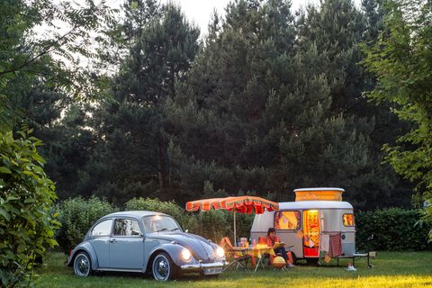 Eine Inszenierung wie aus einem Fotoalbum der 1960er-Jahre – aber die Aufnahme stammt aus dem Mai 2022