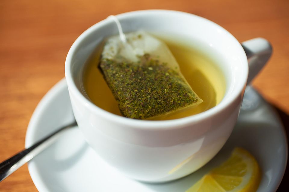 Im Schnitt fanden Forschende in jeder Tee-Probe Spuren von 200 verschiedenen Tierarten