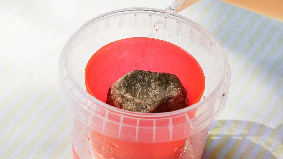 Anleitung: So macht ihr euch einen Becher aus Eis! Anleitung: So macht ihr euch einen Becher aus Eis!