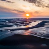 Luftaufnahme vom Wattenmeer bei Ebbe in Schleswig-Holstein