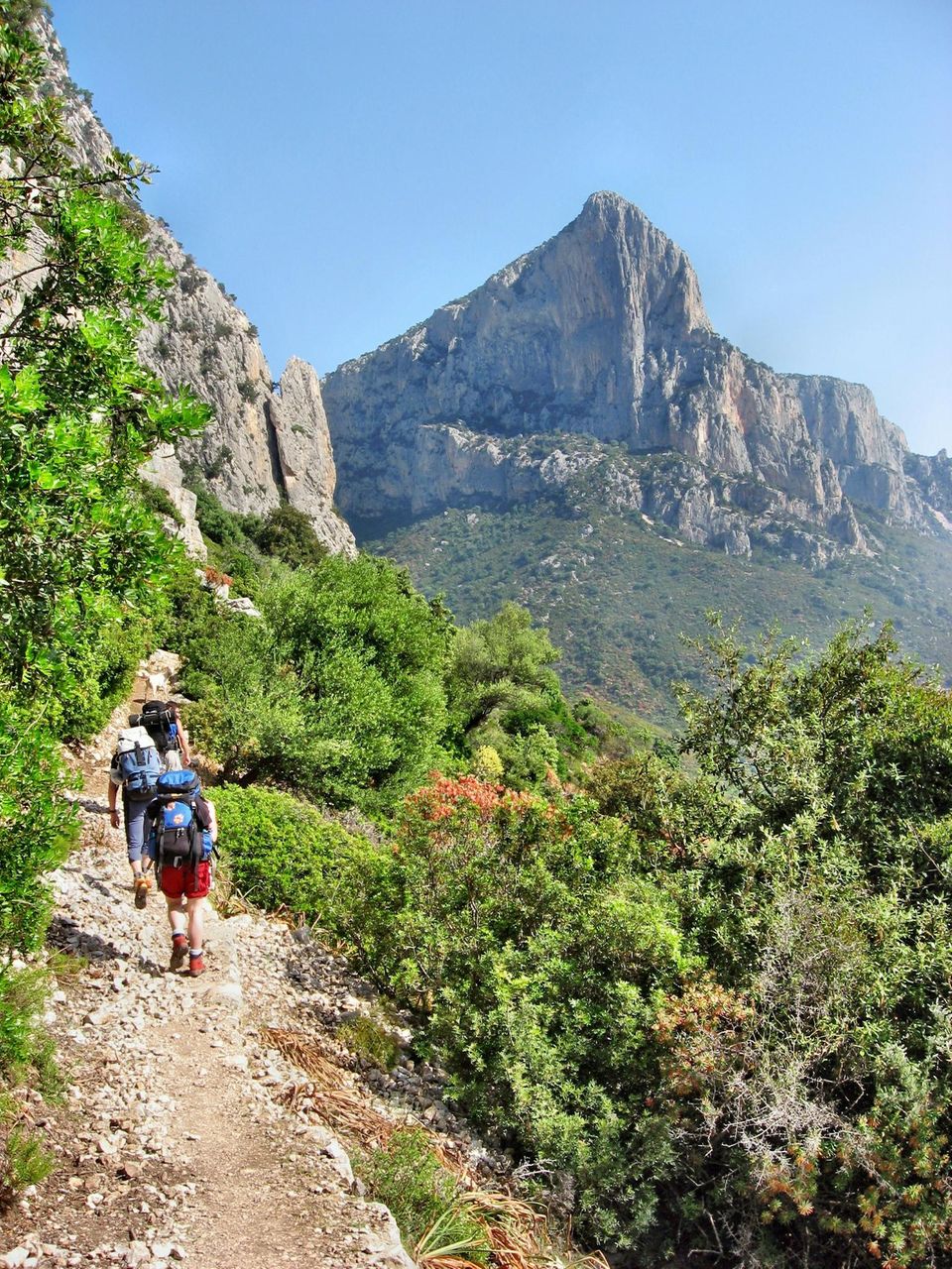 Wandergruppe auf dem Selvaggio Blu, Sardinien